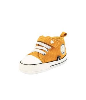Zapatilla Velcro NewBorn New Born Niño Mostaza Recién Nacido a 6 Meses