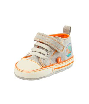 Zapatilla Velcro NewBorn Bebé Niño Gris (15 - 18)